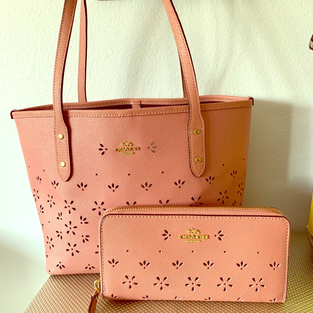 Coach purse & wallet